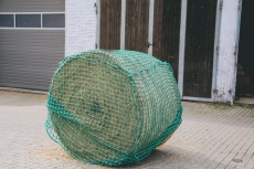 Heunetz für Rundballen 1,4m x 1,4m x 1,6m - Maschenweite 4,5cm